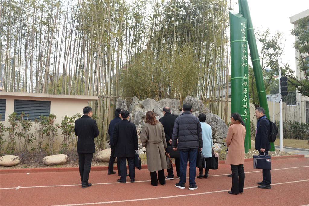 DSC_3954.JPG DSC_3954.JPG